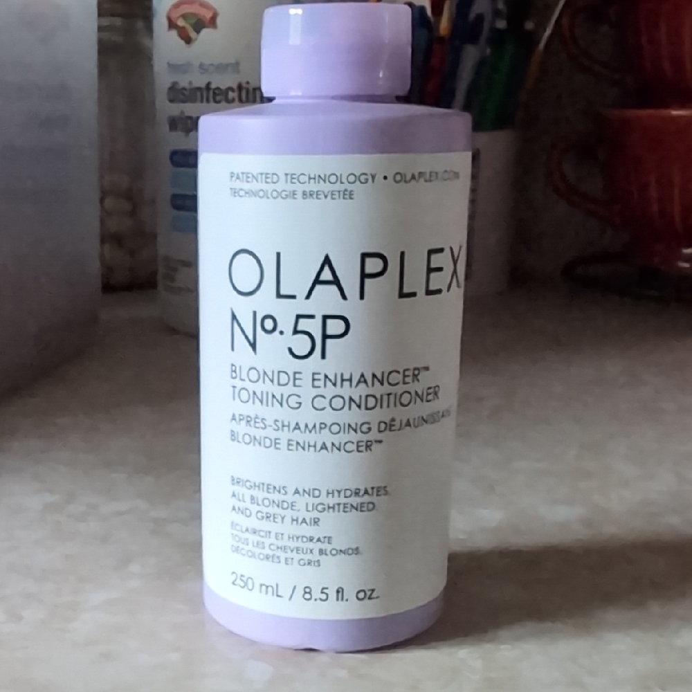 OLAPLEX No.5P Blonde Enhancer Conditioner - Light Purple
